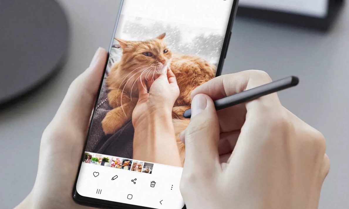 Business Smartphones: Choose the Right Device