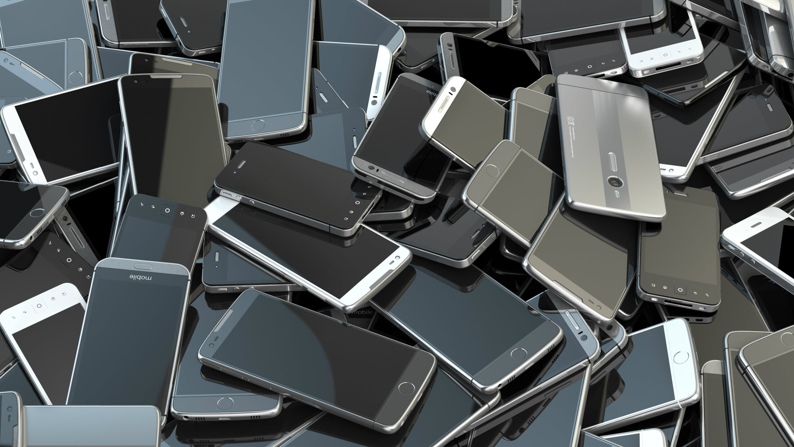 Reasons to Consider Purchasing a Pre-Owned Phone