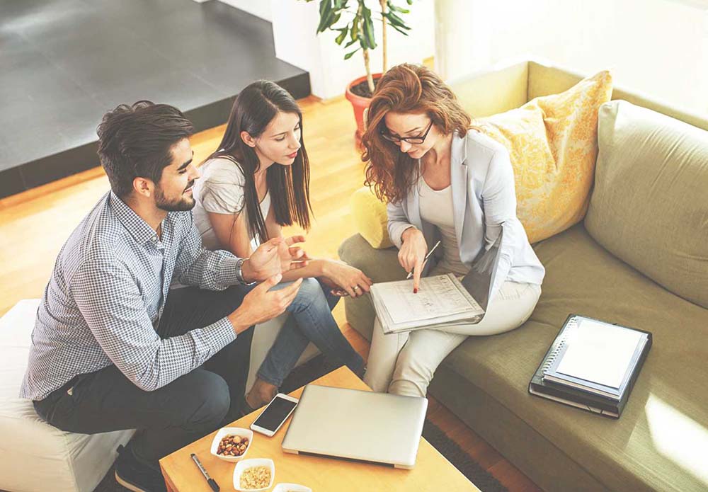 How to Sell Insurance from Home: Tips and Tricks for Success