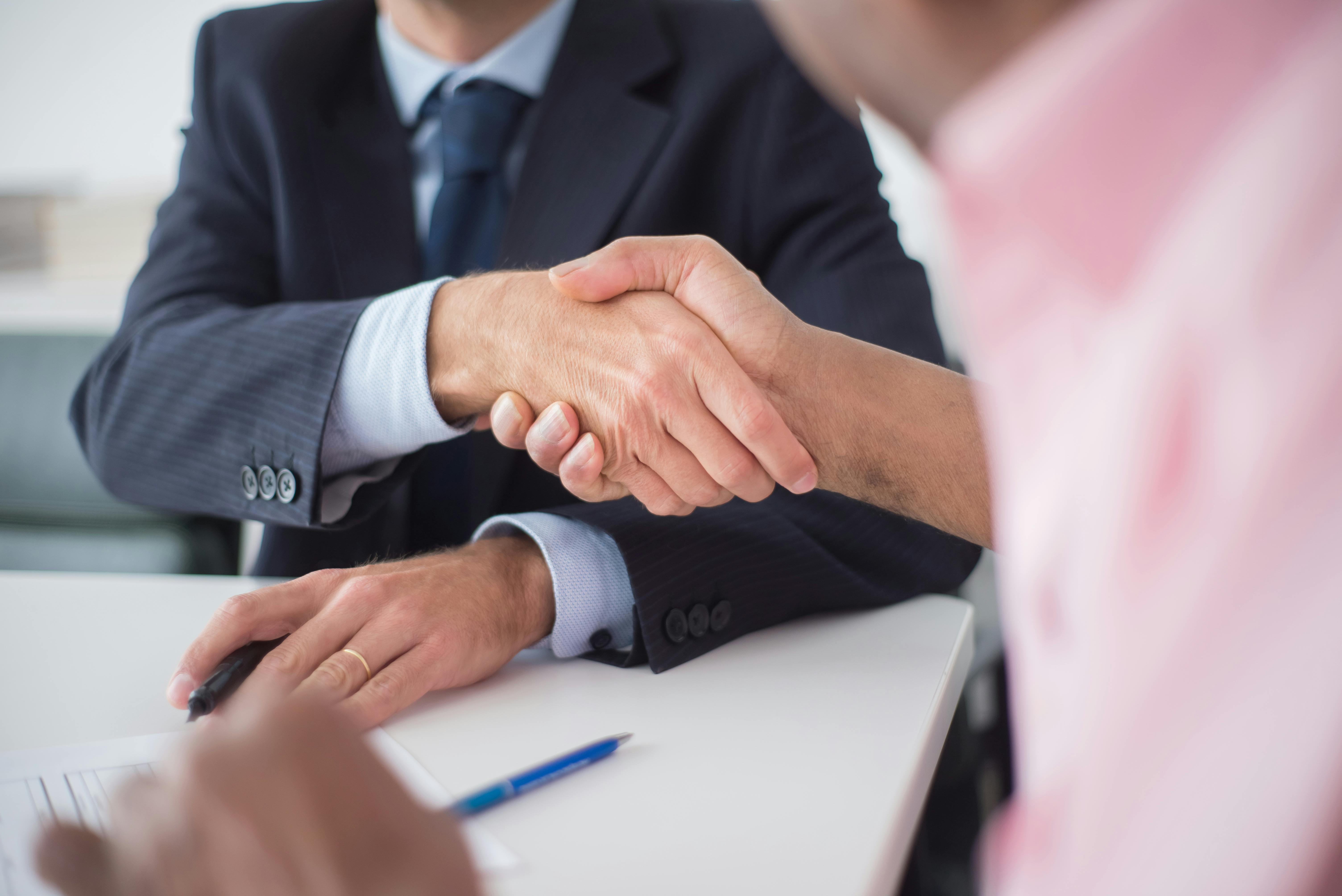 Negotiating Your Spectrum Plan Costs with Authorized Dealers