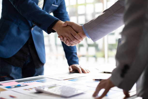 LLC vs. Sole Proprietorship: Which is Right for Small Business?